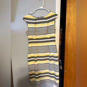 Calvin Klein fitted midi dress. Size 6. Good condition.